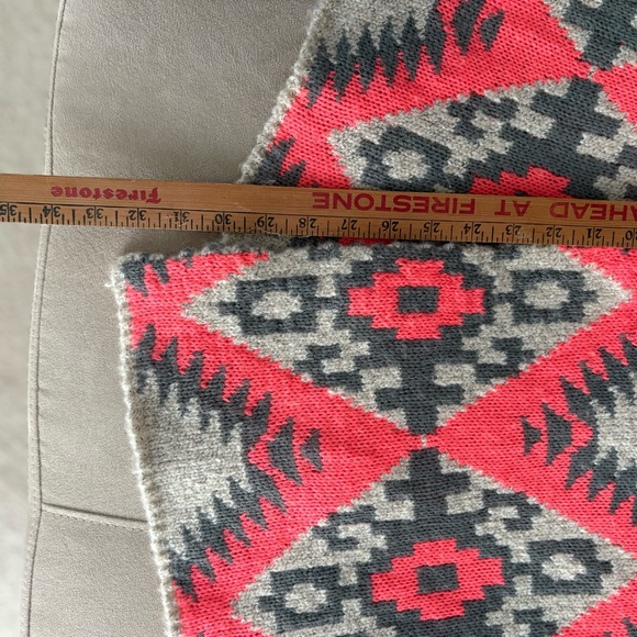 Women's Aztec Patterned Sweater - Coral pink and Gray Cardigan - Picture 5 of 7